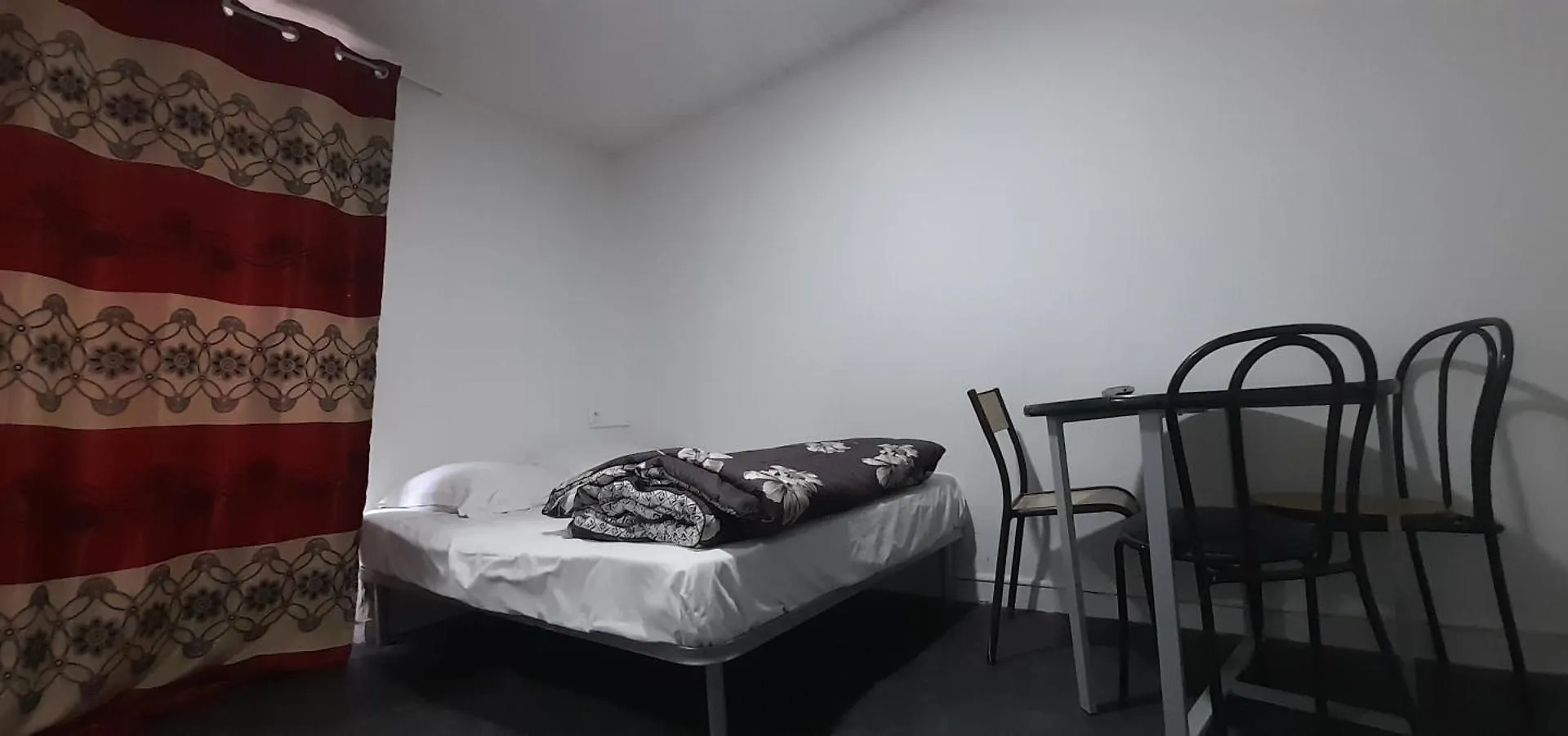 Des Andelys Hotel Paris
