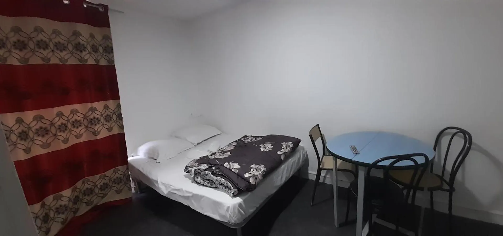 Des Andelys Hotel Paris